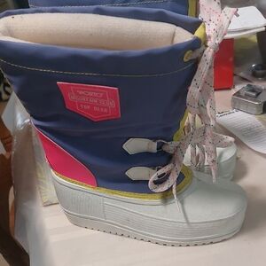 Sporto Navy and Pink Snow Boots